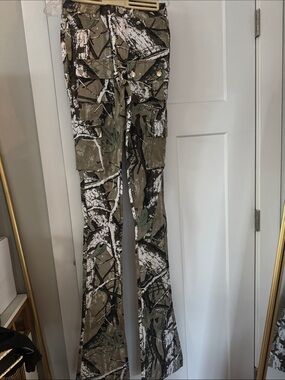 Camo Cargo Stacked Pants in Olive Green & White